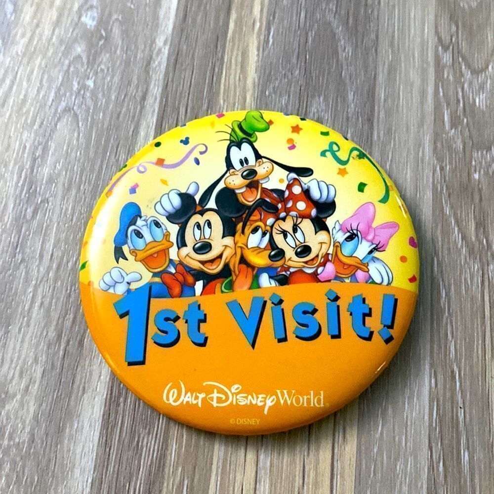 Walt Disney World 1st visit pin button souvenir Mickey Mouse Minnie Mouse Donald
